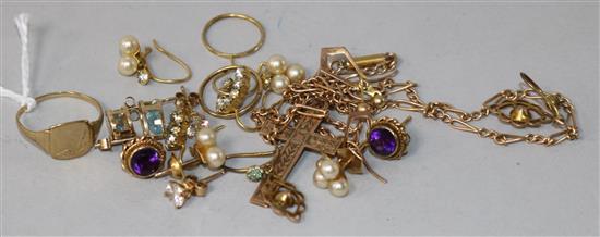 A 9ct gold cross on 15ct gold chain, a gold signet ring (worn) and 9 pairs of 9ct gold stud earrings, variously set